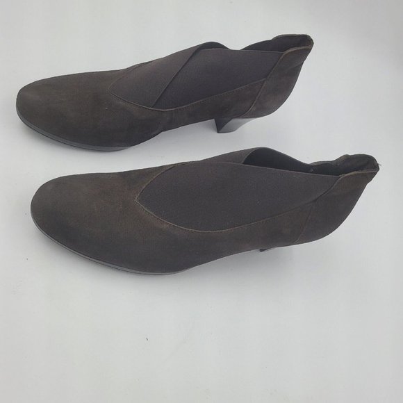 NEW Munro Francee Brown Suede V-Neck Heeled Ankle Bootie Women's Size 10M - Picture 3 of 11